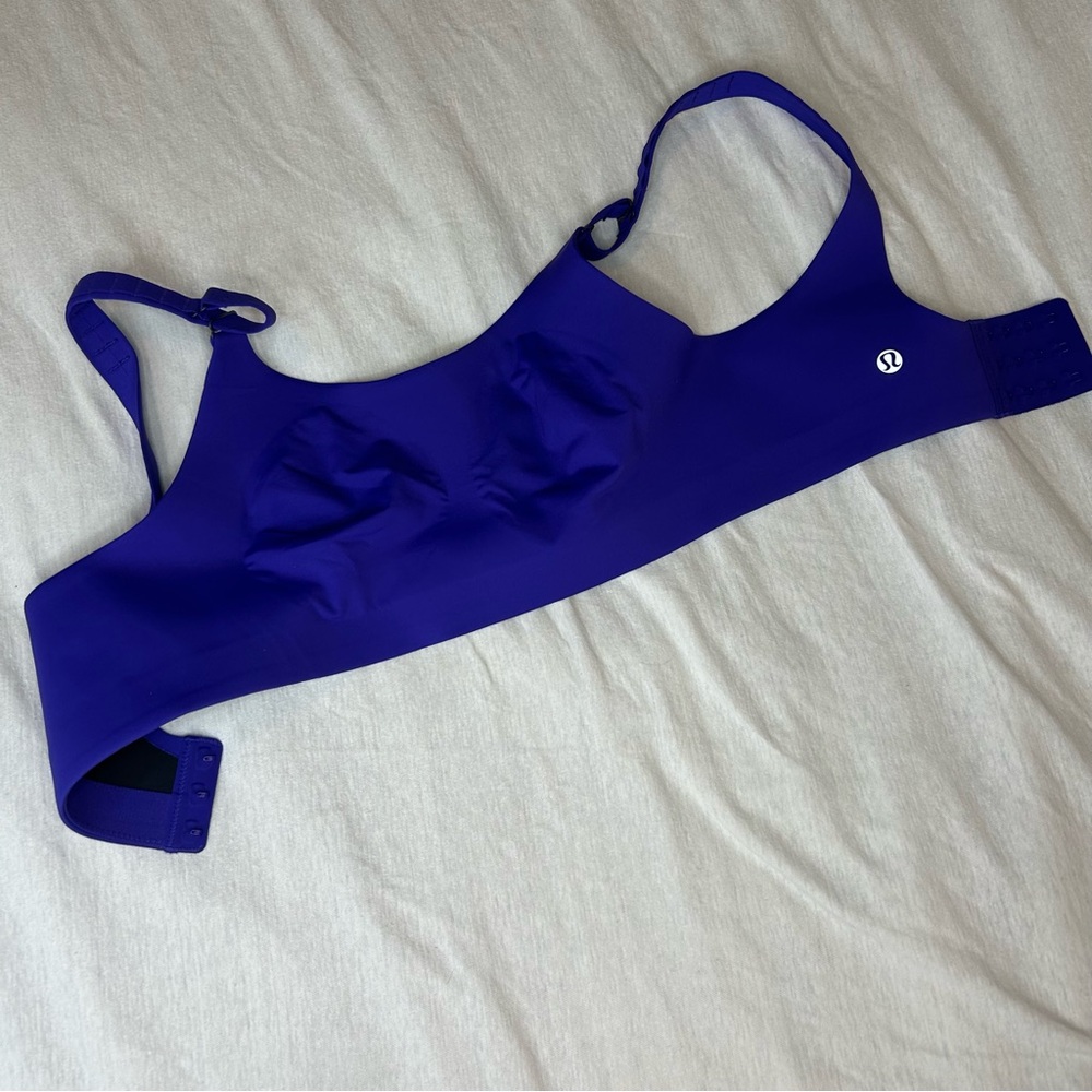 lululemon athletica Purple Sports Bra women’s 32D adjustable